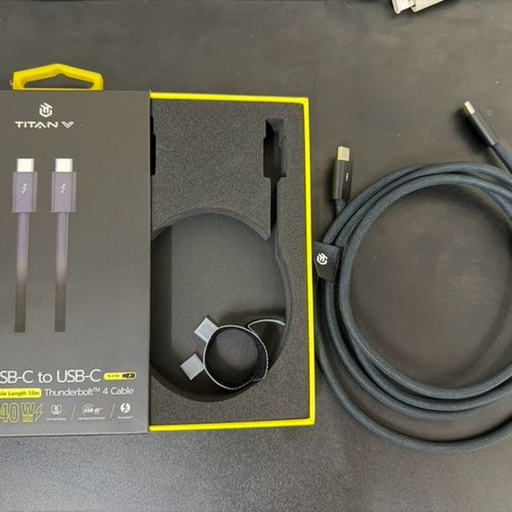 ￼สายชาร์จ TITANV USB-C to USB-C 1.5M.