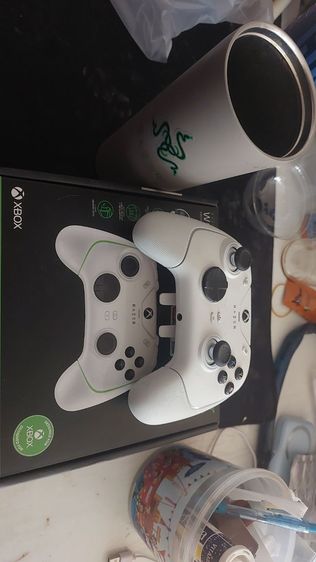 JOy Razer WolverineV2