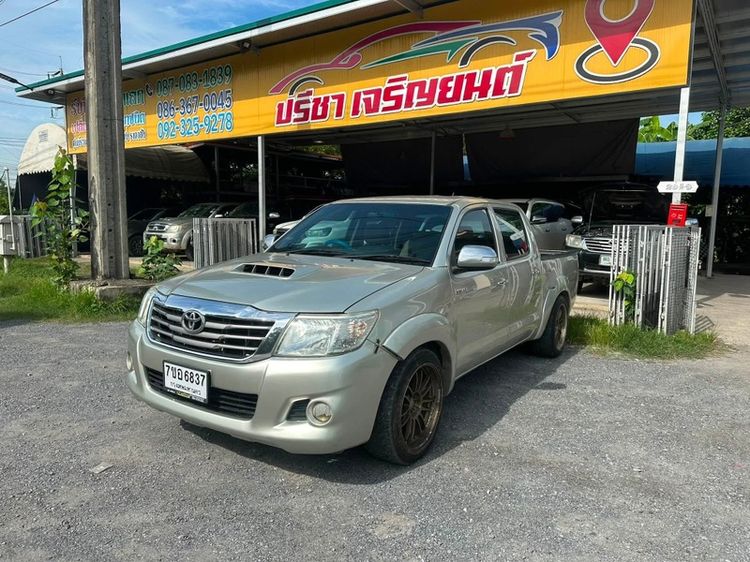 รถ Toyota Hilux Vigo Champ Double Cab 2.5 E VNT สี เทา