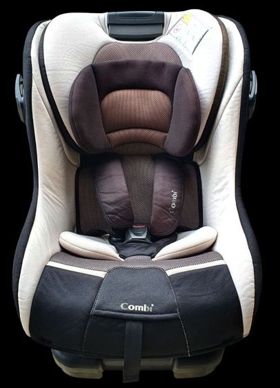 คาร์ซีท Combi