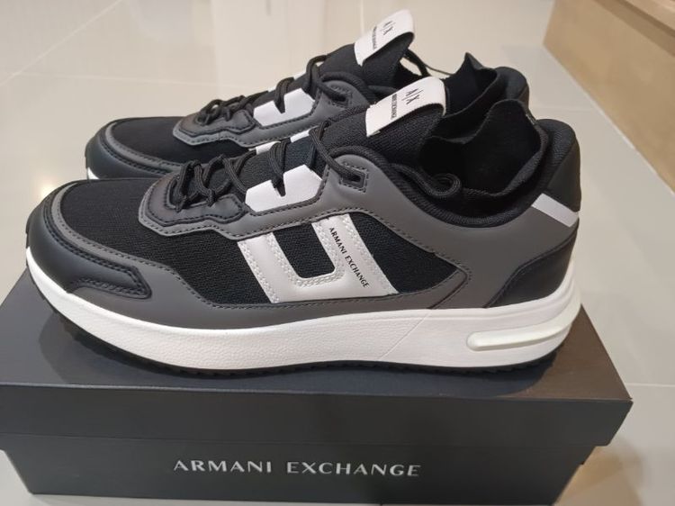รองเท้าผู้ชาย armani exchange ของแท้มือ 1