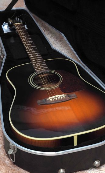อื่นๆ กีต้าร์โปร่ง ขาย Takamine DSP215