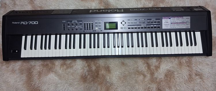 ขาย Roland RD-700 สภาพสวย