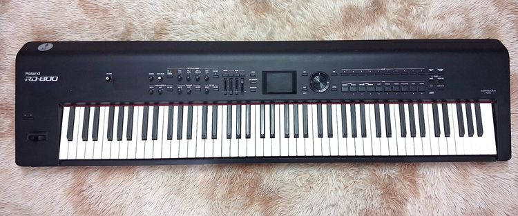 คีย์บอร์ดคุณภาพสูง ขาย Roland RD-800