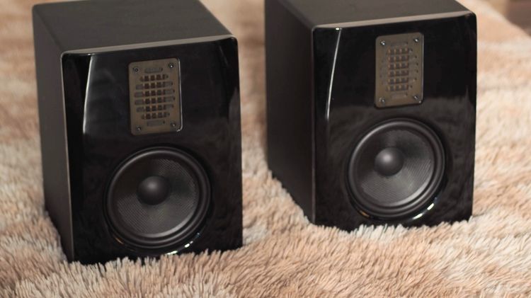 ขายลําโพง Studio ESI UNIK50