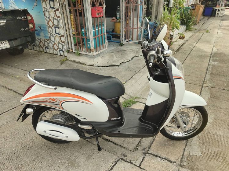 🛵ยังไงก็ขาย SCOOPY-i ปี 53 เครื่องดี สีสวย สตาร์ทมือ เล่มชุดโอนครบ+เปลี่ยนถ่ายน้ำมันเครื่องฟรี ส่งฟรี30 ก.ม รูปที่ 3