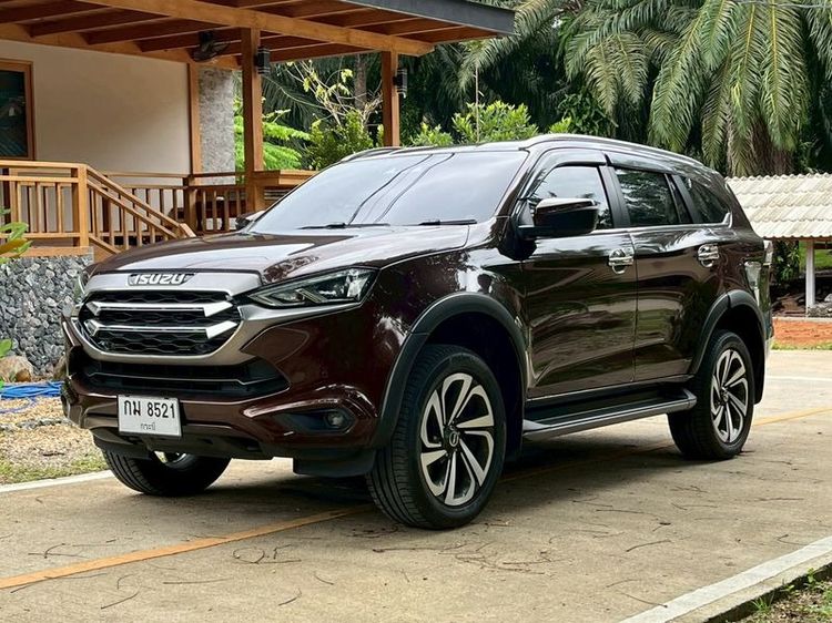 รถ Isuzu MU-X 1.9 ULTIMATE 2WD สี น้ำตาล