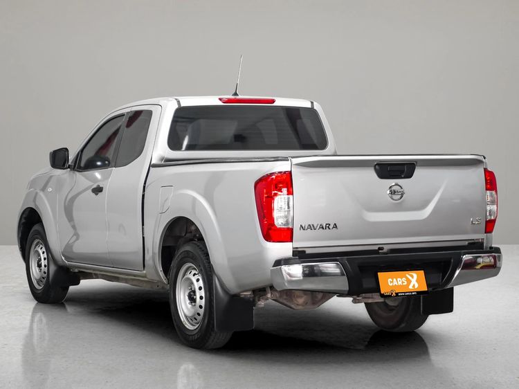 Nissan Navara 2023 2.5 SL Pickup ดีเซล ไม่ติดแก๊ส เกียร์ธรรมดา บรอนซ์เงิน รูปที่ 4