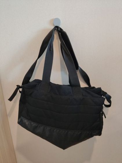 กระเป๋ายิมเดินทาง Nike Duffel Bag สีดำ สายสะพายรองบ่าหนานุ่ม สภาพดีมาก ของแท้ รูปที่ 2