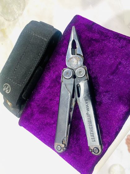 Leatherman Wave (รุ่น Black Oxide / รมดำ) พร้อมซองไนลอนพกพา