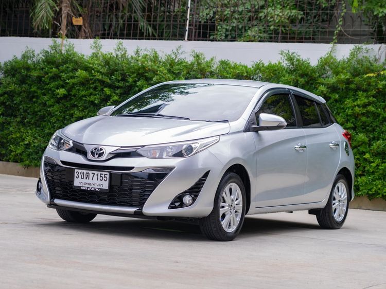 Toyota Yaris 2017 1.2 G Sedan เบนซิน ไม่ติดแก๊ส เกียร์อัตโนมัติ บรอนซ์เงิน รูปที่ 3