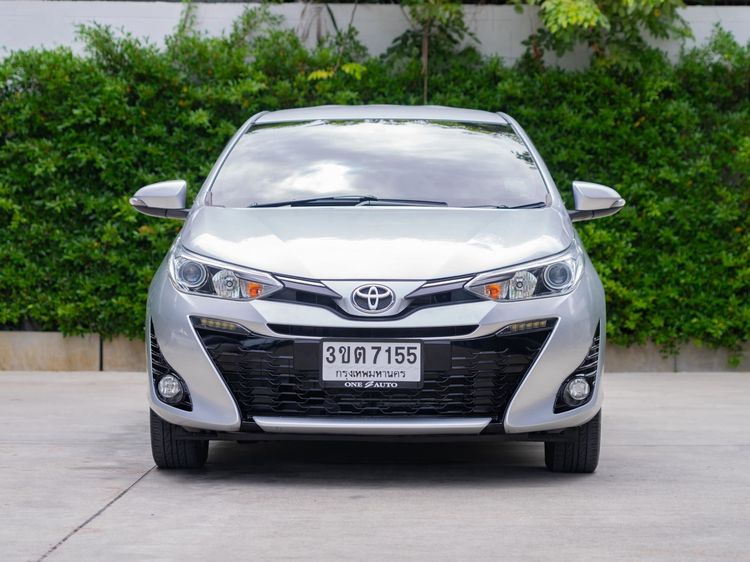 Toyota Yaris 2017 1.2 G Sedan เบนซิน ไม่ติดแก๊ส เกียร์อัตโนมัติ บรอนซ์เงิน รูปที่ 2