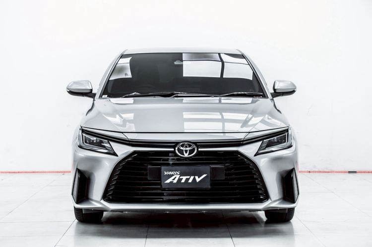 Toyota Yaris ATIV 2023 1.2 Smart Sedan เบนซิน ไม่ติดแก๊ส เกียร์อัตโนมัติ เทา รูปที่ 4