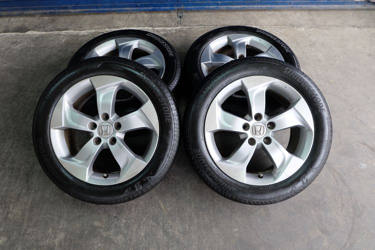 🍃 HRV 17 นิ้ว + ยาง Bridgestone T005 215 55R17   ปี23 