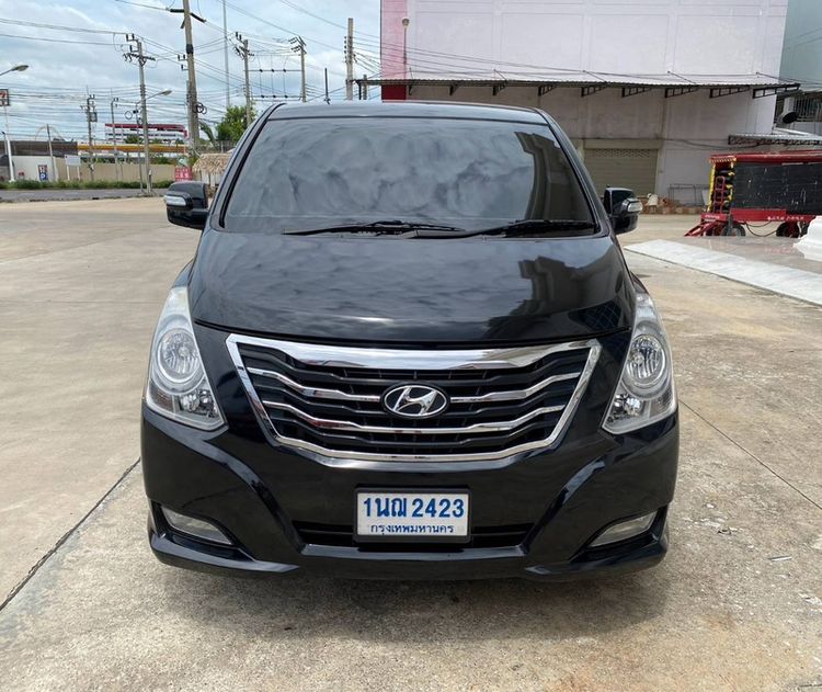 Hyundai H-1 2015 2.5 Elite Van ดีเซล ไม่ติดแก๊ส เกียร์อัตโนมัติ ดำ รูปที่ 2