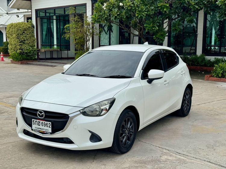 Mazda Mazda 2 2016 1.3 Sports High Plus Sedan เบนซิน ไม่ติดแก๊ส เกียร์อัตโนมัติ ขาว