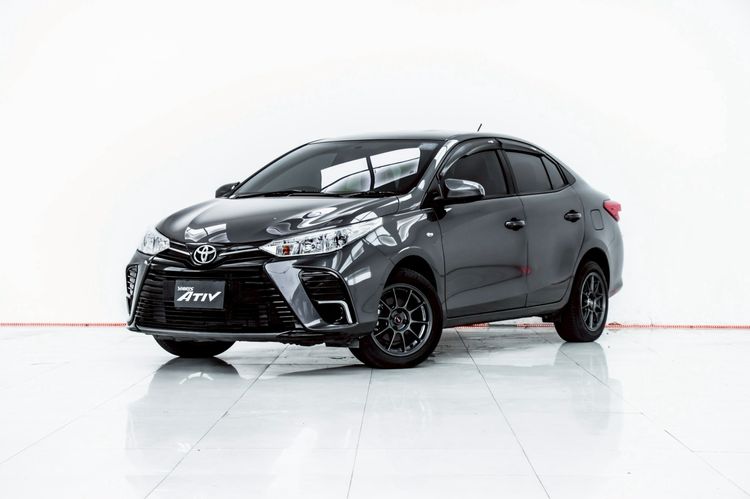 Toyota Yaris ATIV 2022 1.2 Entry Sedan เบนซิน ไม่ติดแก๊ส เกียร์อัตโนมัติ เทา
