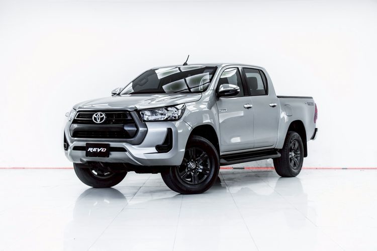 รถ Toyota Hilux Revo Double Cab 2.4 Entry Prerunner สี เทา