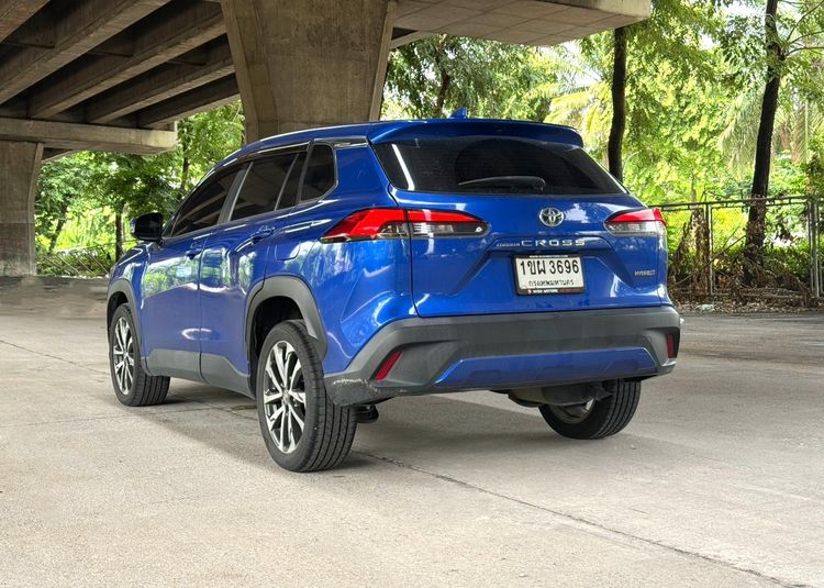 Toyota Corolla Cross 2021 1.8 Hybrid Premium Utility-car ไฮบริด ไม่ติดแก๊ส เกียร์อัตโนมัติ บรอนซ์เงิน รูปที่ 4