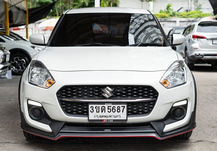 รถ Suzuki Swift 1.2 GL สี ขาว