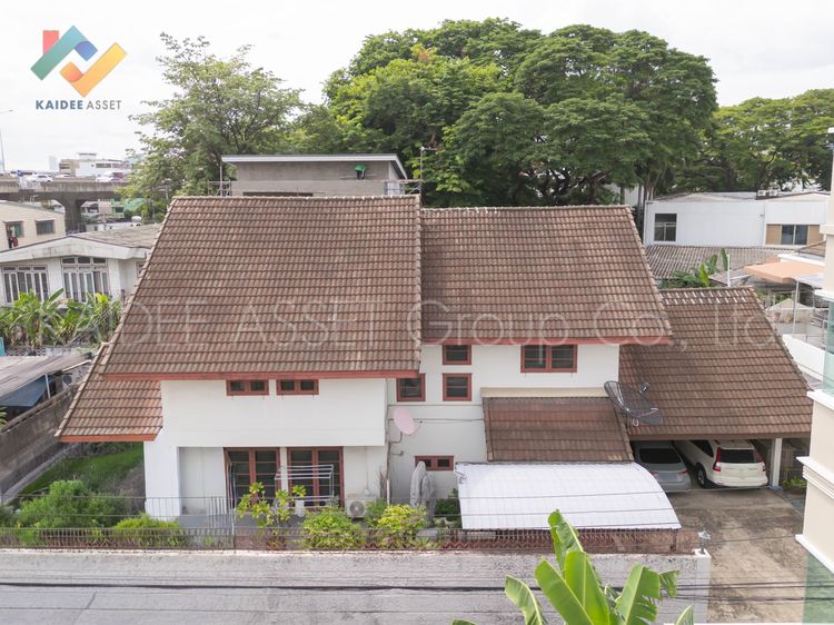 มีบางส่วน สร้างเสร็จก่อน 2010 บ้านเดี่ยว ซอย พหลโยธิน 1 ติด อนุสาวรีย์ชัยสมรภูมิ พญาไท