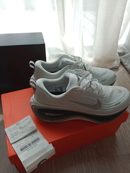 Nike vomero+ รูปที่ 4