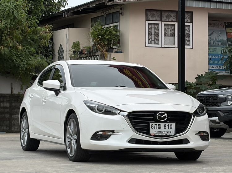 รถ Mazda Mazda3 2.0 S Sports สี ขาว