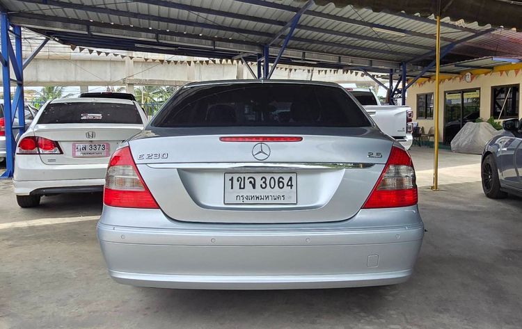 Mercedes-Benz E-Class 2008 E230 Sedan เบนซิน ไม่ติดแก๊ส เกียร์อัตโนมัติ เทา รูปที่ 4