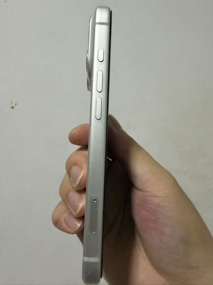 iPhone 17 pro 256 สี silver สภาพ99.99 มีกล่อง อุปกรณ์ครบ ไม่ติดไอคลาว เจ้าของขายเอง ประกันเหลือ 7 เดือน รูปที่ 3