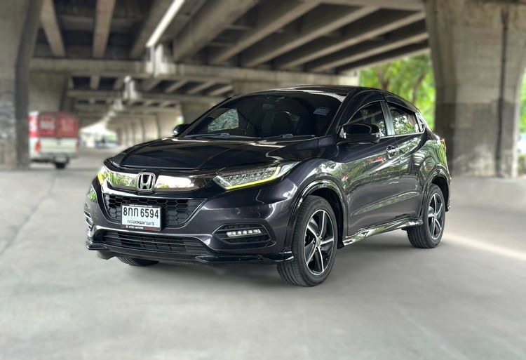 รถ Honda HR-V 1.8 RS สี ดำ