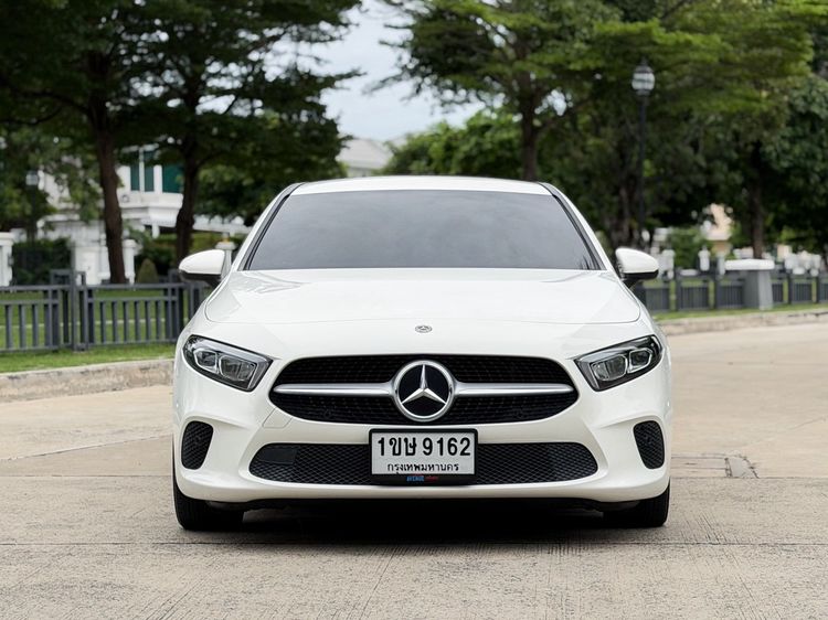 Mercedes-Benz A-Class 2021 A200 Sedan เบนซิน ไม่ติดแก๊ส เกียร์อัตโนมัติ ขาว รูปที่ 2