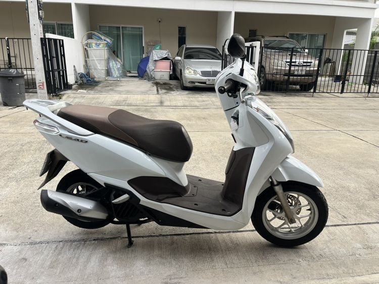 HONDA Lead125 2022📗เอกสารครบพร้อมโอน📕ภาษี70🔰เครื่องเดิมๆไม่ดังไม่ควัน🔰รถสวยๆ❤️ประหยัดน้ำมากกกก🔰ขี่นิ่มๆๆๆๆสตาร์ตติดง่าย✳️ น้ำมันเครื่องใหม่💸 #ราคา38900.-ราคาพร้อมโอนเปลี่