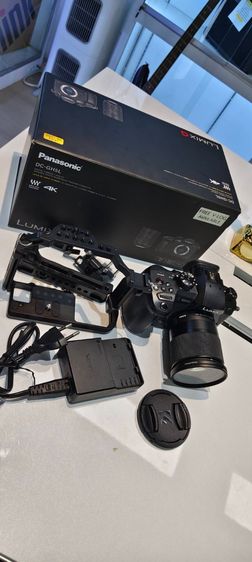 Panasonic Lumix GH5 + Sigma 30mm F1.4 DC DN สภาพสวย พร้อมใช้งาน มีกล่อง Cage แบตเตอรี่ ที่ชาร์จ