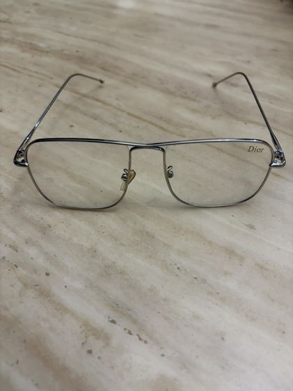 แว่น Dior