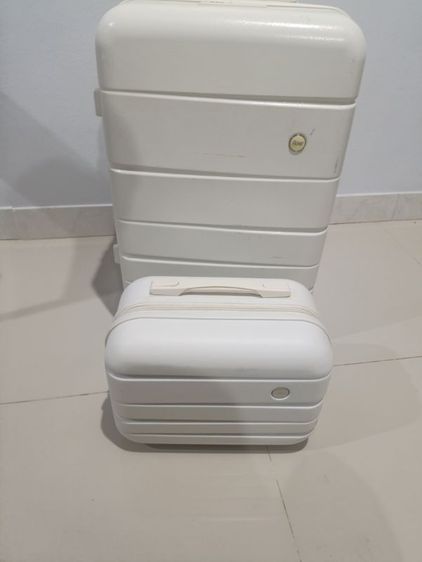 พีวีซี ไม่ระบุ ขาว กระเป๋าเดินทาง