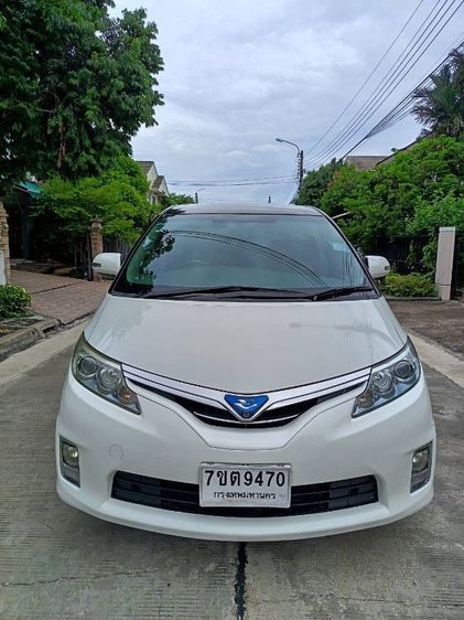 รถ Toyota Estima 2.4 Hybrid E-Four 4WD สี ขาว
