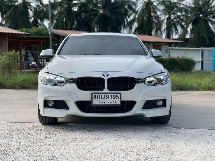 BMW Series 3 2018 330e Sedan เบนซิน ไม่ติดแก๊ส เกียร์อัตโนมัติ ขาว รูปที่ 4