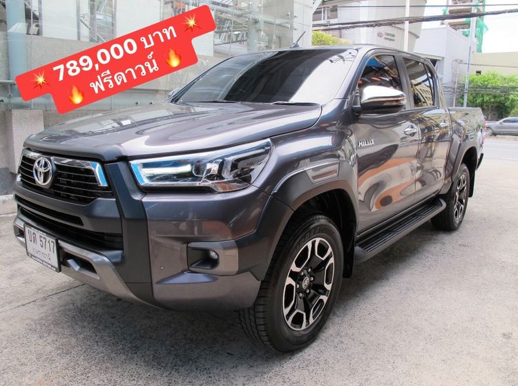รถ Toyota Hilux Revo Double Cab 2.4 Mid Prerunner สี เทา