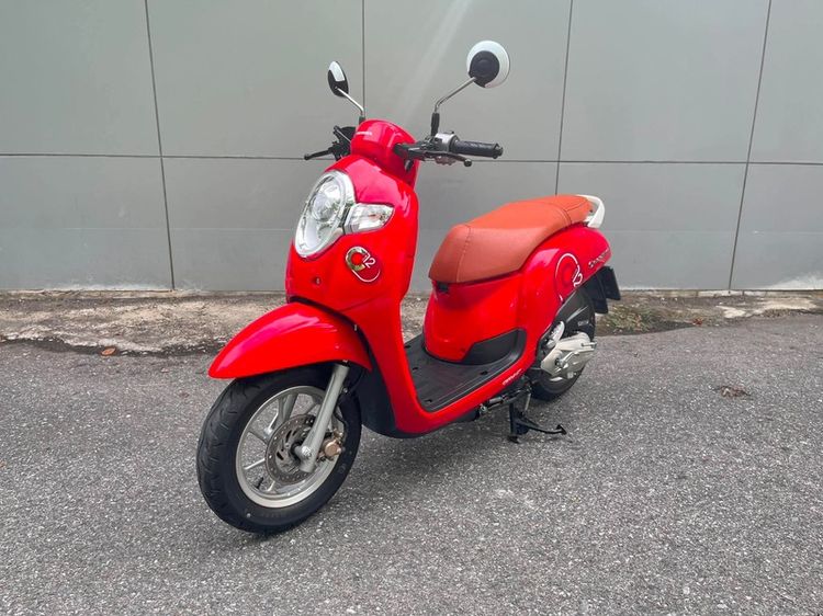 Honda รุ่น scoopy i110cc ปี 2019สตาร์ทมือ  ไมล์4พันโล