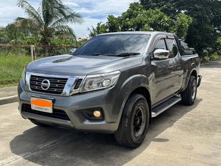 NISSAN NP 300 ปี 16 Navara Cab Calibre EL Push Start ดีเซล VGS 2.5 cc TURBO MT 6 เกียร์ MAX LENSO 16 ยาง Michlien ปี 25 ไม่มีชนน็อตไม่มีขยับ