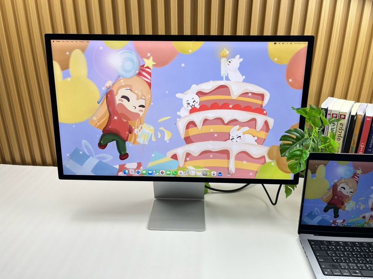 จอภาพ Studio Display 27-inch Retina 5K Stand Glass