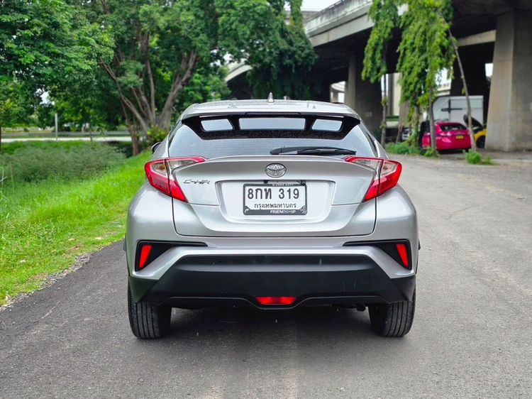Toyota C-HR 2019 1.8 Hybrid Mid Utility-car เบนซิน ไม่ติดแก๊ส เกียร์อัตโนมัติ เทา รูปที่ 2