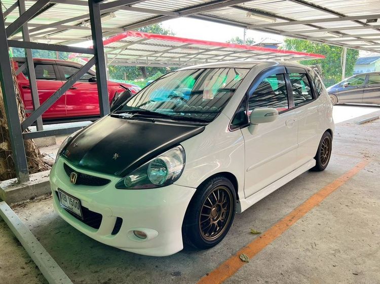 Honda Jazz 2006 1.5 E-V VTEC Sedan เบนซิน ไม่ติดแก๊ส เกียร์ธรรมดา ขาว