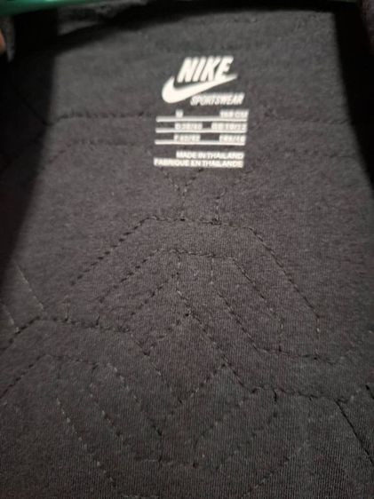 เสื้อกันกนาว Nike Size M ของแท้ รูปที่ 7