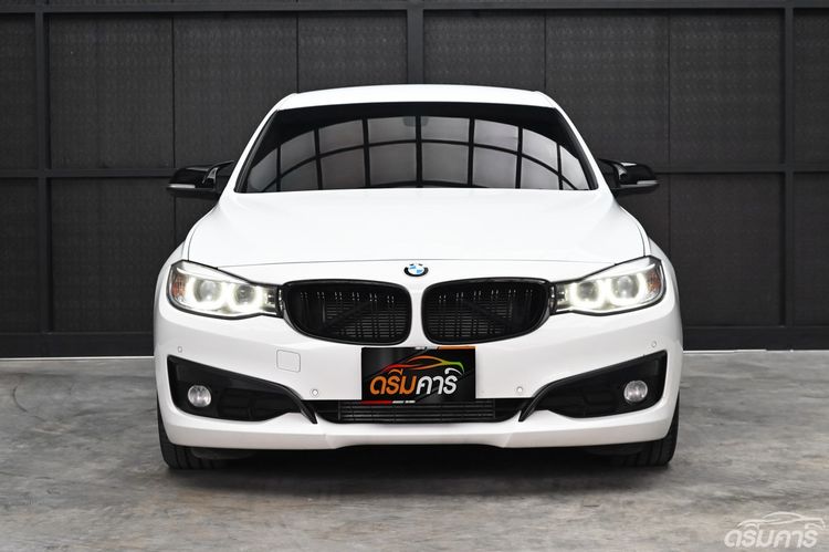BMW Series 3 2015 320d Sedan ดีเซล ไม่ติดแก๊ส เกียร์อัตโนมัติ ขาว รูปที่ 2