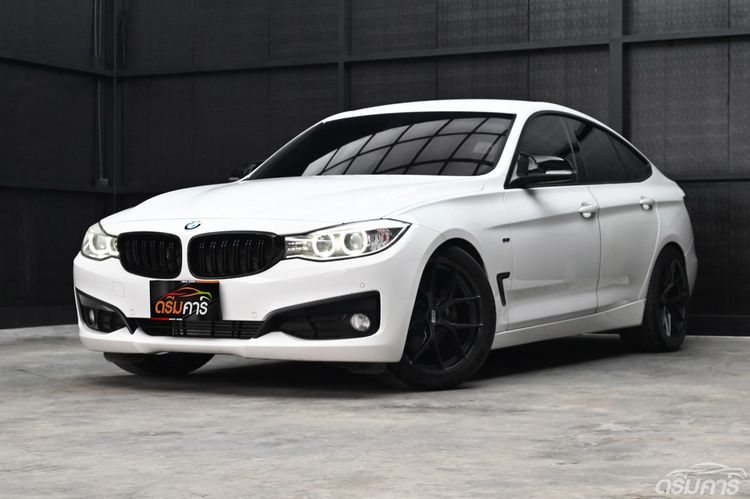 BMW Series 3 2015 320d Sedan ดีเซล ไม่ติดแก๊ส เกียร์อัตโนมัติ ขาว