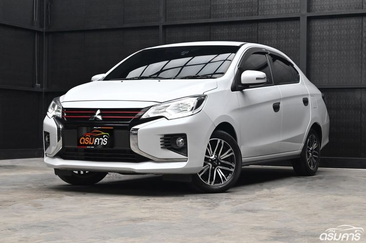 รถ Mitsubishi Attrage 1.2 Smart สี ขาว