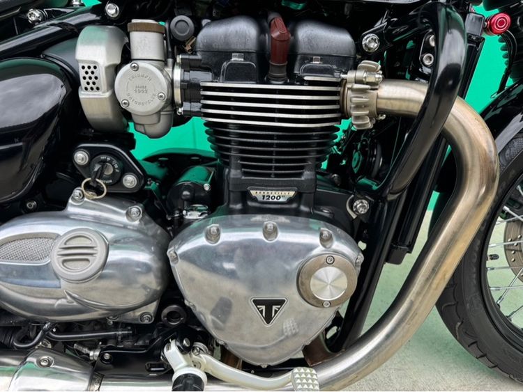 Triumph Bobber สีดำ ปี2017. วิ่ง18,000 รูปที่ 7