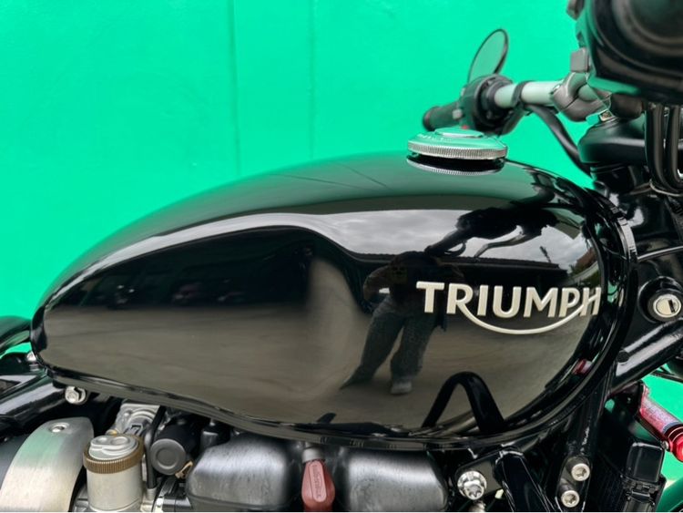 Triumph Bobber สีดำ ปี2017. วิ่ง18,000 รูปที่ 5