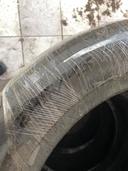 ยาง Pirelli 245 45 17 ปี 23 รูปที่ 2